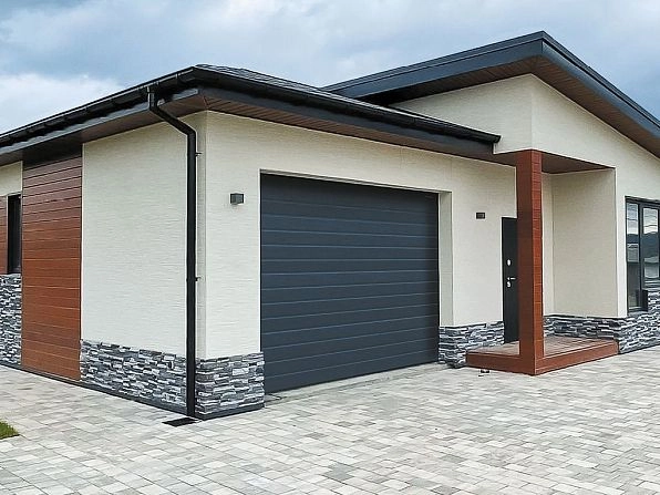 Cекционные ворота 3400х2400 мм антрацитовые DoorHan RSD02, vladikavkaz.doorhan.ru