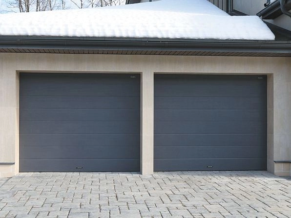 Cекционные ворота 3400х2400 мм антрацитовые DoorHan RSD02, vladikavkaz.doorhan.ru